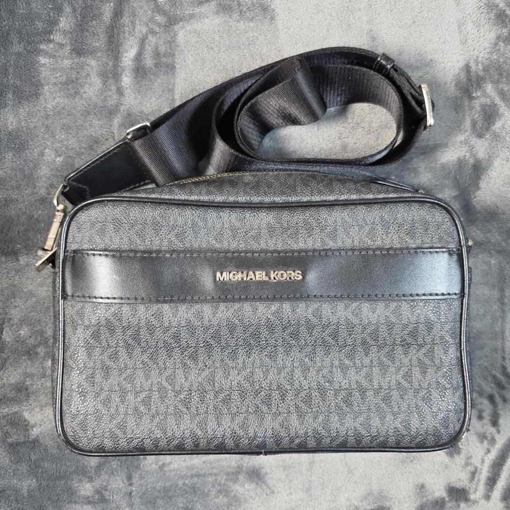 Michael Kors Kenley Black Crossbody